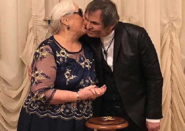 Женат 5 раз, замужем – 6 раз: Бари Алибасов взял в жены 80-летнюю Федосееву-Шукшину