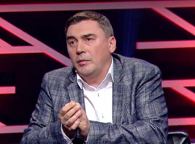 Добродомов: Третий Майдан развалит и уничтожит Украину