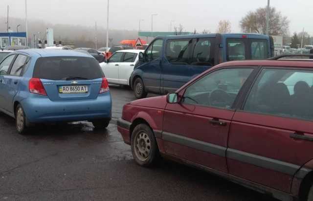 Проехать не возможно. Очереди на границе вывели из строя работу на КПП