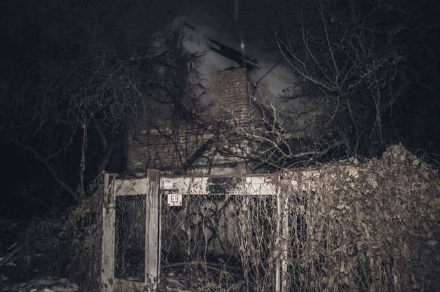 В Киеве на Русановских садах сгорел дом ромов