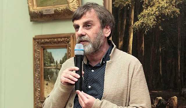 Аукционист Леонид Комский