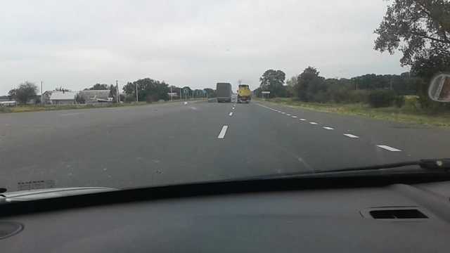 “Око за око”. Дальнобойщики заблокировали авто на еврономерах