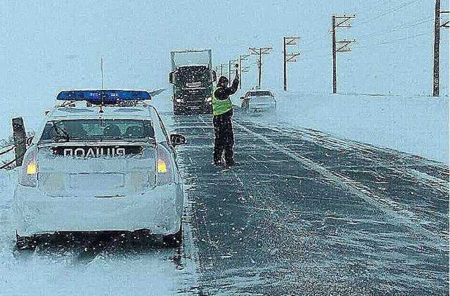 Как военное положение отразится на украинских водителях