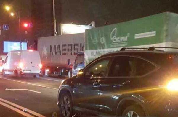 Розірвав тіло жінки надвоє: депутат на джипі влаштував моторошну ДТП