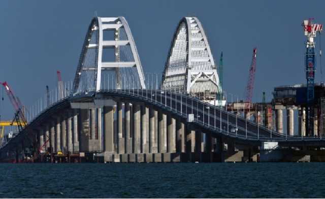 Стало відомо про нову проблему Керченського моста: з’явилися фото