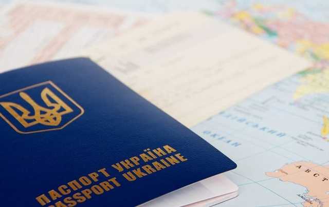 Украинский паспорт сдал в рейтинге сильнейших паспортов мира