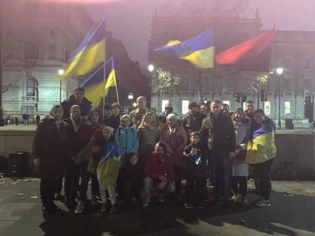 Украинцы в Лондоне объявили месячный протест из-за российской агрессии