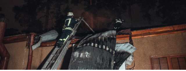 В Киеве в Дарницком районе загорелся ресторан