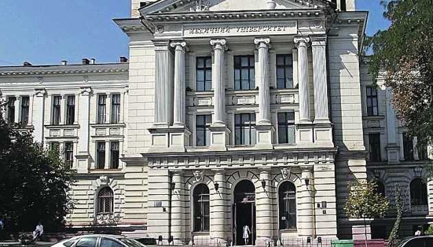 МОЗ: Одеський медуніверситет захопили рейдери, в поліції заперечують