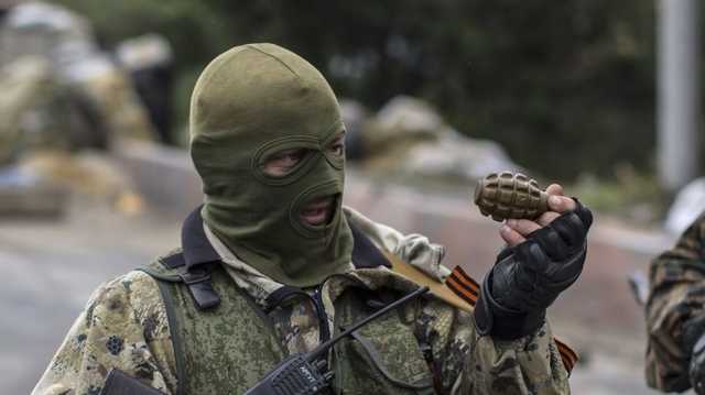 Устроили разборки: в “ЛНР” боевик выстрелил “товарищу” в шею