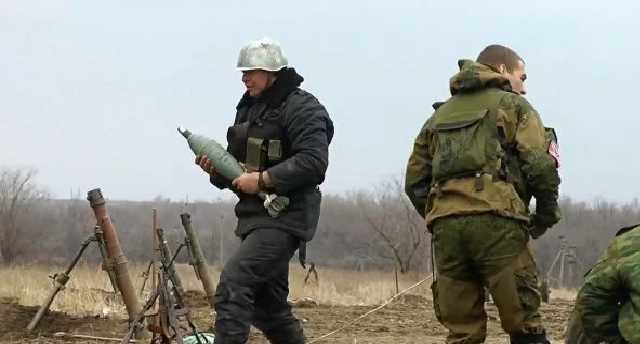 Оккупанты из минометов и гранатометов обстреляли поселения на Донетчине: одно из них уничтожили