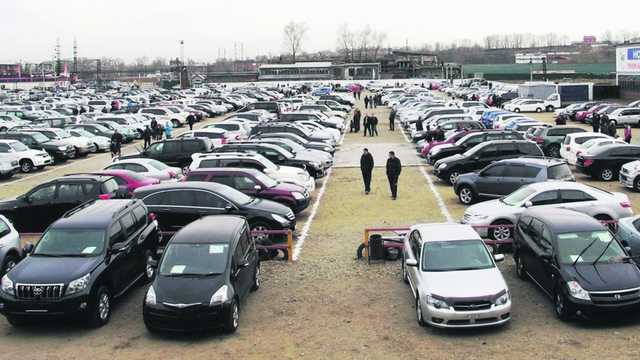 "Сбрасываем до 14 тысяч": как в Украине дешевеют иномарки из-за акциза