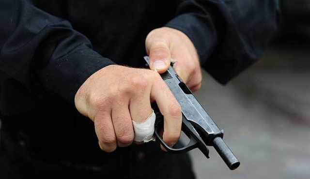 Помста за викрадений папір. Біля столичного пункту прийому вторинної сировини сталася стрілянина