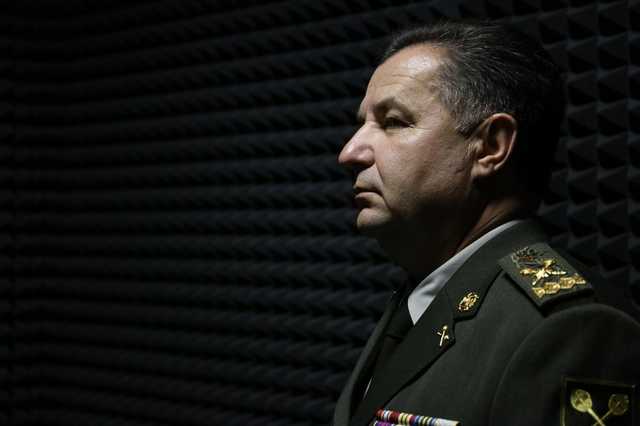 Полторак: За время военного положения ВСУ рассчитывают получить более 300 единиц техники