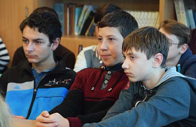 На Николаевщине подросток спас троих друзей, провалившихся под лед