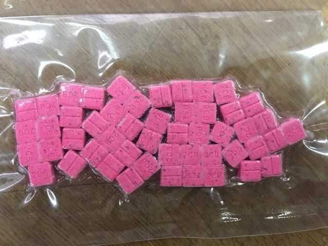   :    -           , - 