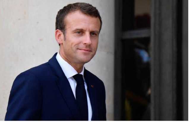 Протестующие в Париже поют «Марсельезу» и требуют отставки Макрона