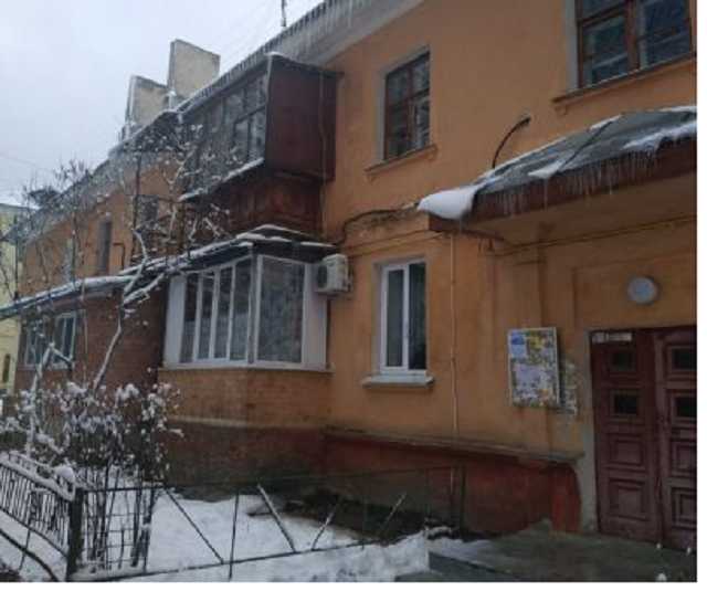 У Чернігові пенсіонер стріляв із вікна по дитячих візочках