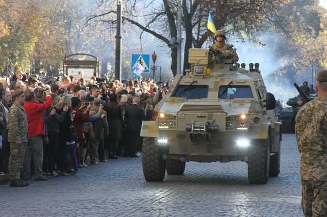 Во Львове участникам АТО выплатили по сто тысяч гривен