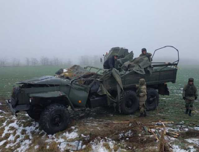 В Крыму колонна военной техники попала в ДТП