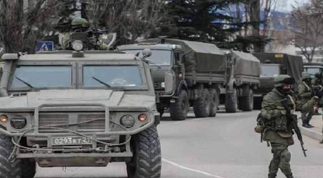 Россия стягивает большое количество военной техники к админгранице с Крымом