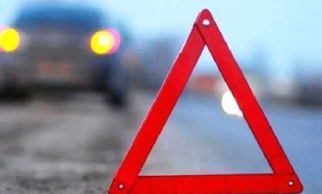 Под Житомиром столкнулись две легковушки: один человек погиб, семеро получили травмы