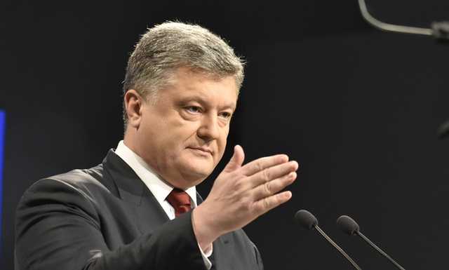 Подведение итогов военного положения со стороны Порошенко является пиаром – эксперт