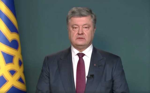 Порошенко считает, что ограничения на въезд россиянам надо продлить