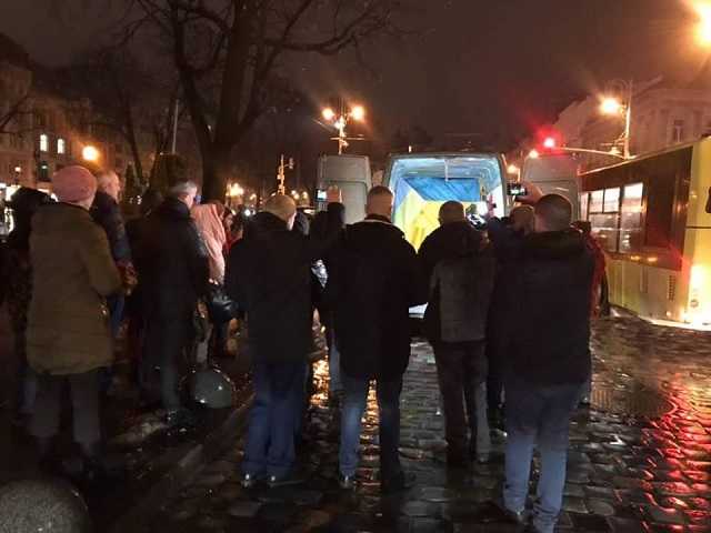 В центре Львова простились с погибшим на Донбассе бойцом
