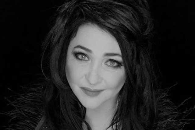 "Получила удар в голову": в Киеве побили мать певицы Лолиты