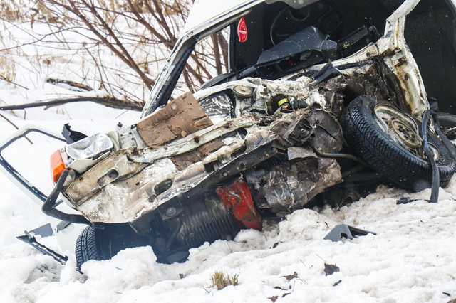 Под Киевом «Таврия» рыбаков столкнулась с «Нивой»: водитель и пассажир погибли