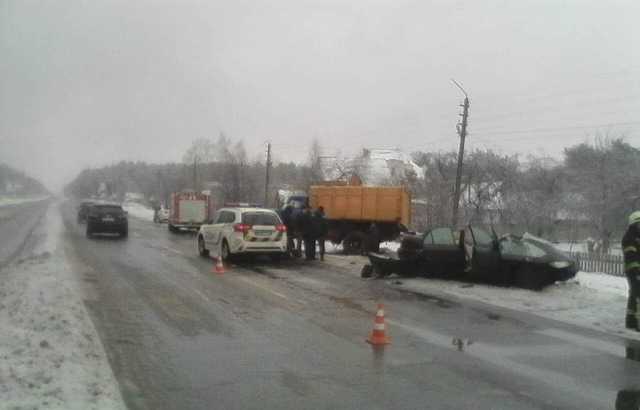 Под Киевом произошло масштабное ДТП: много погибших и раненых