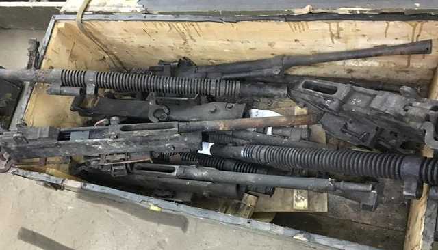 Пиарщик Порошенко Доник сфальсифицировал фото испорченных пулеметов и оболгал командование центра "Десна", - Бутусов