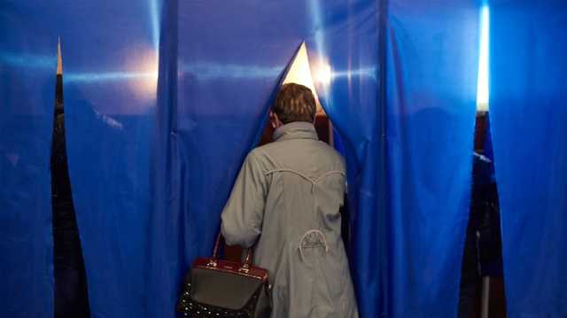 Украина закрыла участки для голосования в России