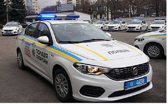 Полиция осваивает новые патрульные автомобили