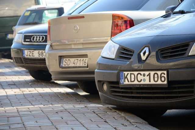 Президента просят продолжить сроки льготной растаможки