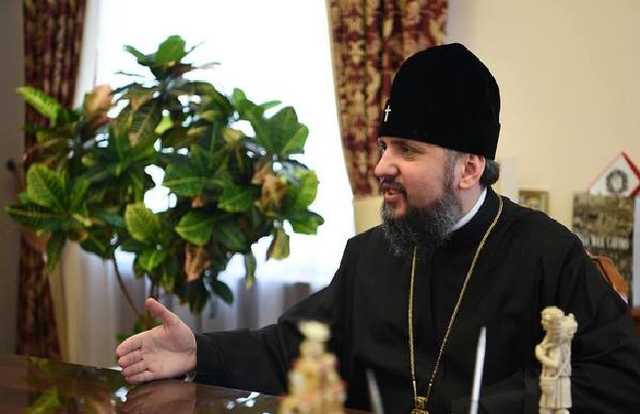 Епифаний трогательно поздравил Украину с Рождеством