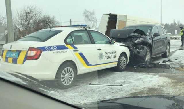 ДТП за участю поліцейського авто на Київщині: з’явилися подробиці