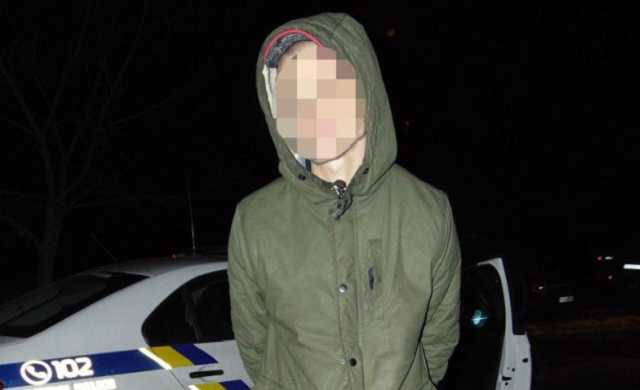 В Киеве сумчанин ограбил пенсионерку