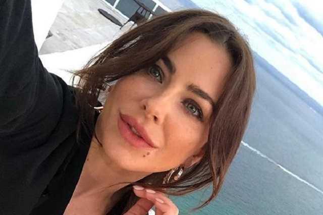 ’’Всегда рядом’’: Лорак засветилась с известным мужчиной на отдыхе