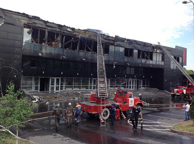 Фашик Донецкий: Монолог полицая ’’ДНР’’, или Как русские сожгли хоккейную арену ’’Дружба’’