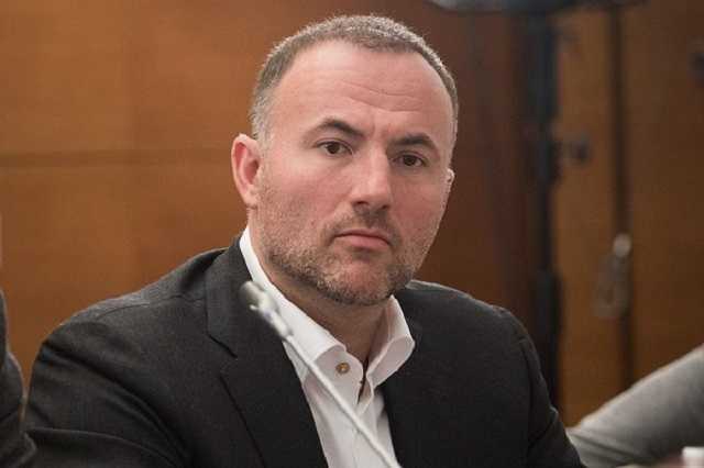 Гулянка: стало известно, куда летели Фукс и компания