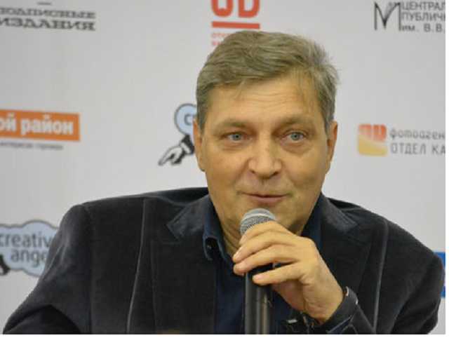 Украина должна вступить в НАТО 9 мая, – Невзоров