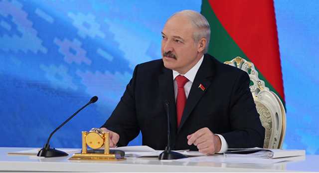 Лукашенко: Розмови про об’єднання Білорусі з Росією дурні і притягнуті за вуха