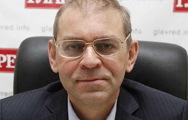 На Житомирщине детям раздали "сладкие подарки" от фонда Пашинского