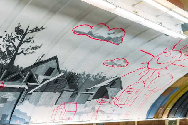 Муралы на Осокорках за 3,6 млн грн: выяснилось, что художники работали бесплатно