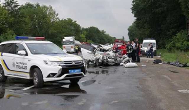 На украинских дорогах каждый день в среднем погибает 9 человек — полиция