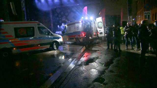 В Польше совершили нападение на мэра Гданьска: ранили ножом