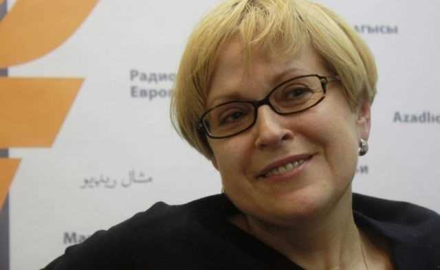 Амосова з тітушками штурмує медуніверситет Богомольця