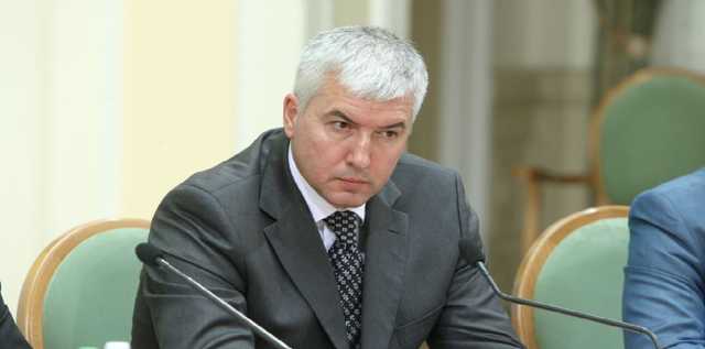 ГПУ оголосила підозру у держзраді міністру оборони часів Януковича